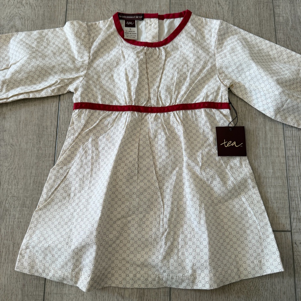 Tea Collection Long Sleeve dress